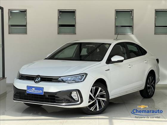 VOLKSWAGEN VIRTUS 1.0 200 TSI HIGHLINE AUTOMÁTICO