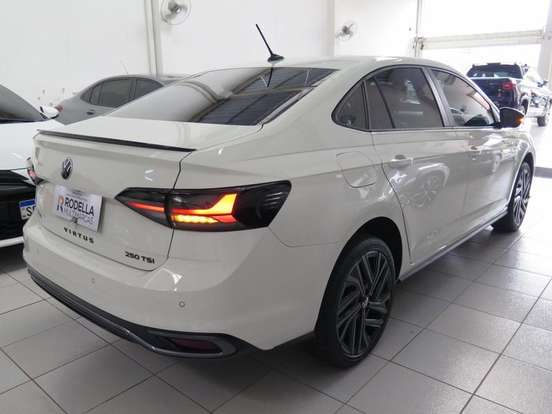 VOLKSWAGEN-VIRTUS-2025