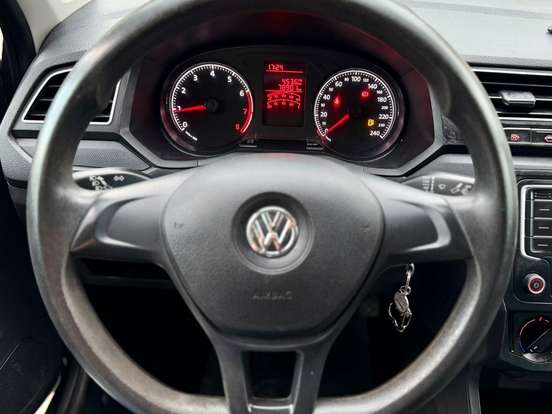 VOLKSWAGEN-VOYAGE-1.6 MSI TOTALFLEX 4P MANUAL VOLKSWAGEN-VOYAGE-2020