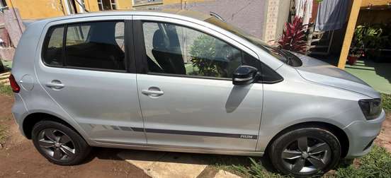 VOLKSWAGEN-FOX-2017