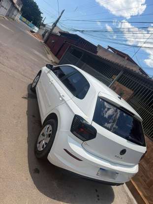VOLKSWAGEN-POLO-2022