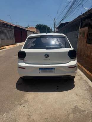 VOLKSWAGEN-POLO-2022