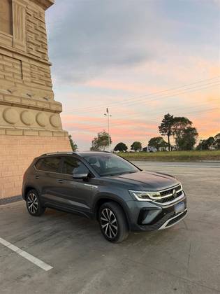 VOLKSWAGEN TAOS 1.4 250 TSI TOTAL FLEX HIGHLINE AUTOMÁTICO