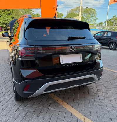 VOLKSWAGEN-T-CROSS-2024