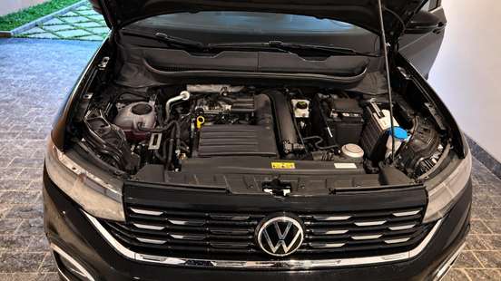 VOLKSWAGEN-T-CROSS-2021