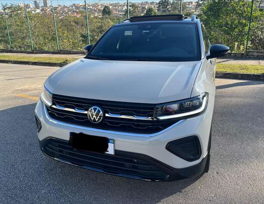 VOLKSWAGEN-T-CROSS-2024