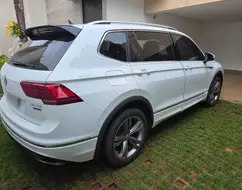 VOLKSWAGEN TIGUAN 2.0 350 TSI GASOLINA ALLSPACE R-LINE 4MOTION DSG VOLKSWAGEN TIGUAN 2.0 350 TSI GASOLINA ALLSPACE R-LINE 4MOTION DSG