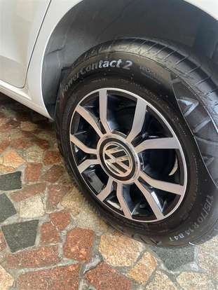 VOLKSWAGEN-UP-1.0 MPI TOTAL FLEX 4P MANUAL VOLKSWAGEN-UP-2019