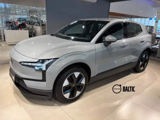 VOLVO EX30 69 KW ELÉTRICO CORE