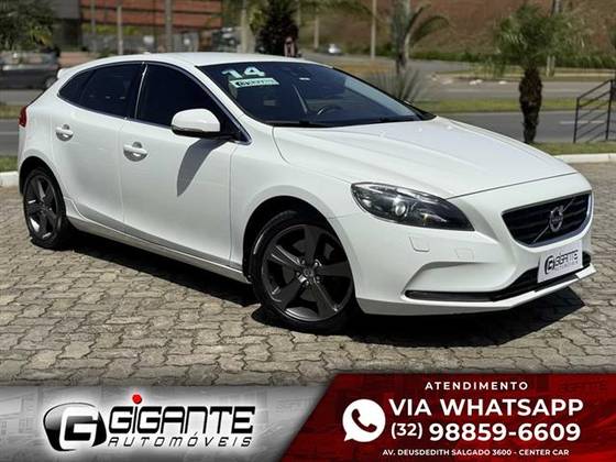VOLVO V40 2.0 T4 DYNAMIC TURBO GASOLINA 4P AUTOMÁTICO