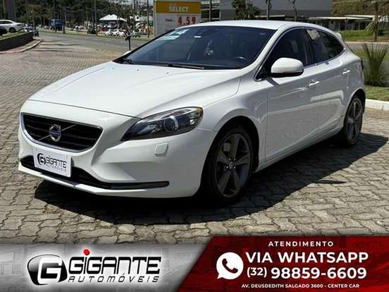 VOLVO-V40-2013