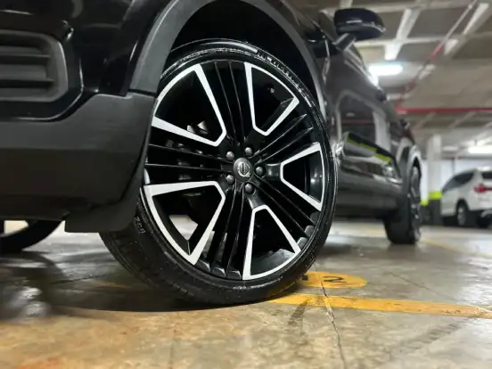 VOLVO-XC40-2.0 T5 GASOLINA MOMENTUM AWD GEARTRONIC VOLVO-XC40-2018
