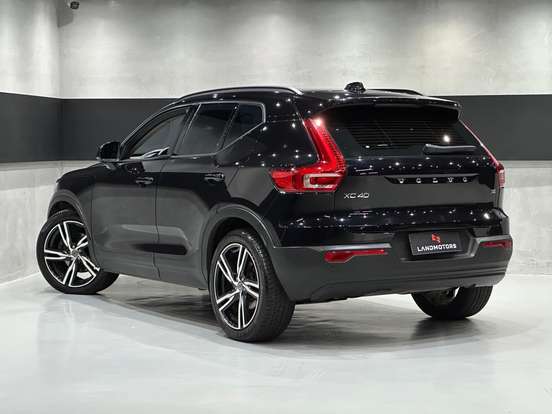 VOLVO-XC40-2.0 T4 GASOLINA INSCRIPTION GEARTRONIC VOLVO-XC40-2019