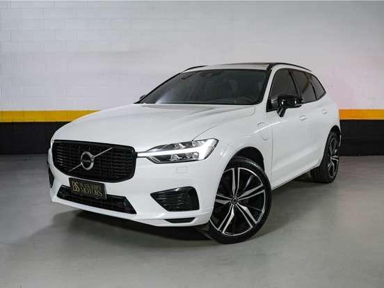 VOLVO-XC60-2021