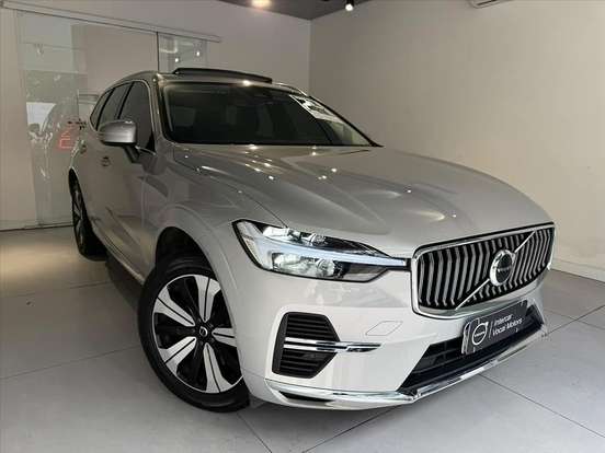 VOLVO-XC60-2023