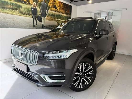 VOLVO-XC90-2023