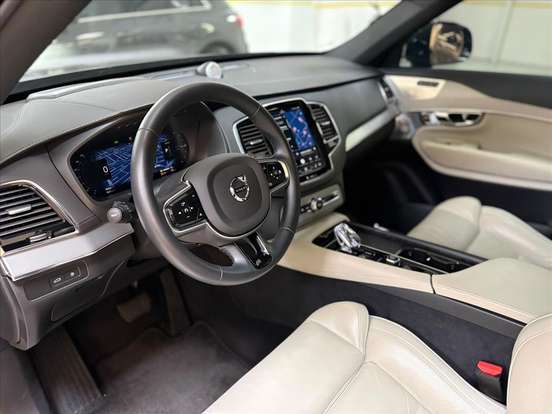 VOLVO-XC90-2024