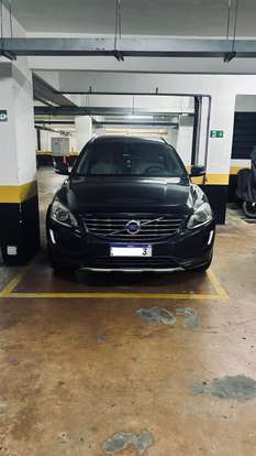 VOLVO-XC60-2015