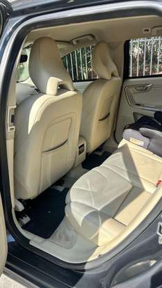 VOLVO-XC60-2015