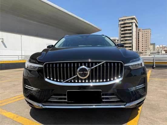 VOLVO-XC60-2021