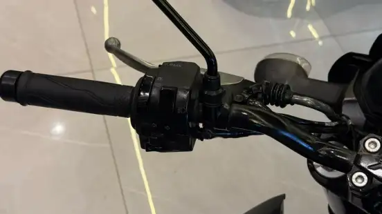 YAMAHA-FZ25 FAZER ABS-2024