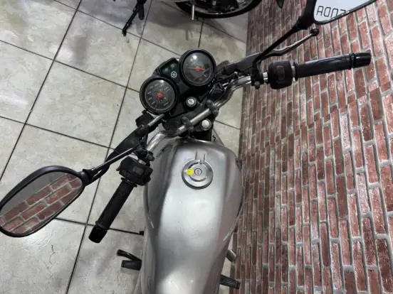 YAMAHA-YBR 125K-2006
