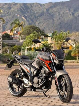 YAMAHA FZ25 FAZER ABS 