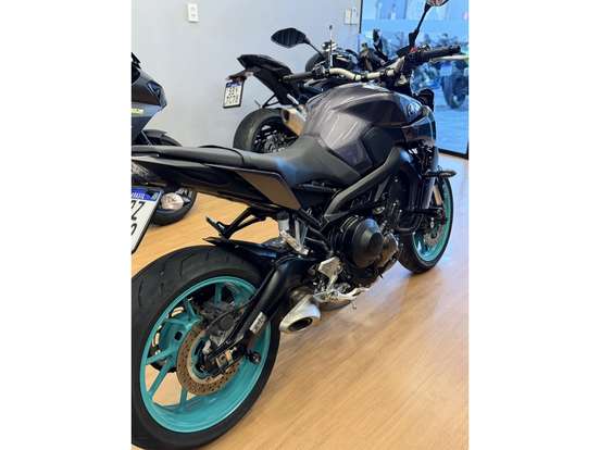 YAMAHA-MT-09 YAMAHA-MT-09-2024