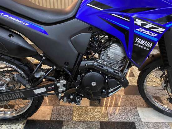 YAMAHA-XTZ 250 LANDER-2024