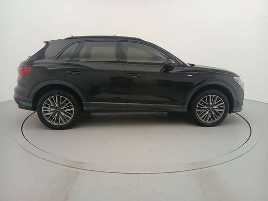 AUDI-Q3-2.0 40 TFSI GASOLINA PERFORMANCE BLACK QUATTRO TIPTRONIC AUDI-Q3-2023