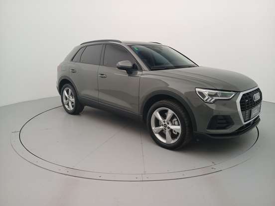 AUDI-Q3-2024