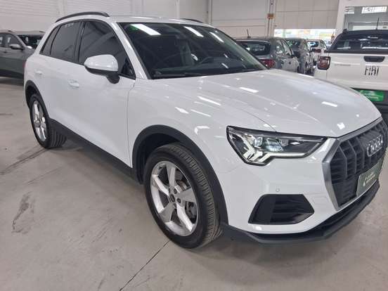 AUDI-Q3-2024