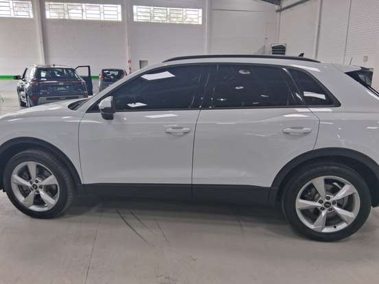 AUDI-Q3-2.0 40 TFSI GASOLINA PRESTIGE QUATTRO TIPTRONIC AUDI-Q3-2024