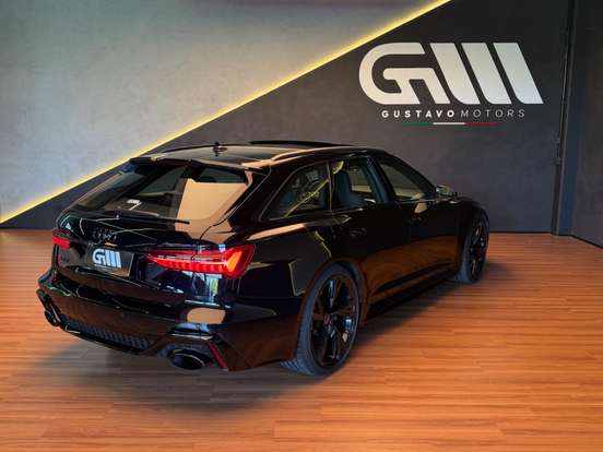 AUDI-RS6-2023