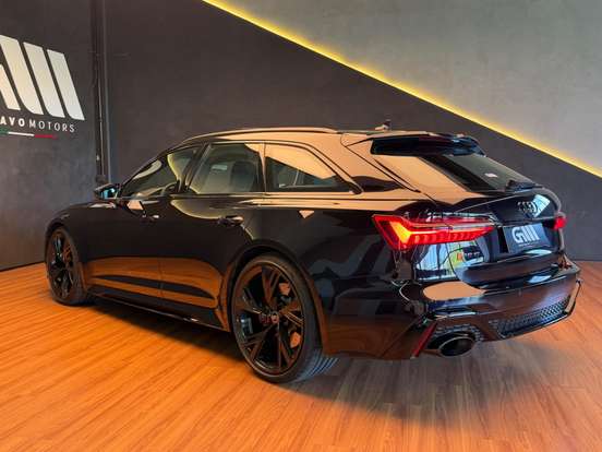 AUDI-RS6-2023