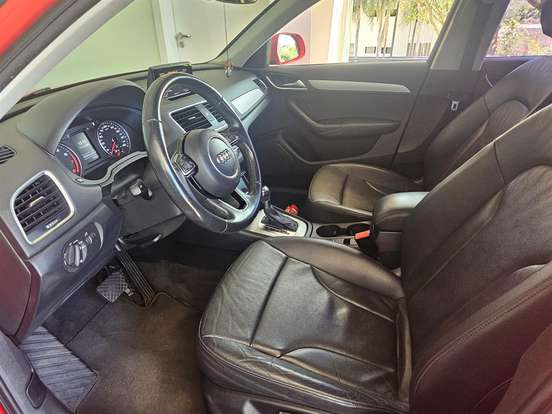 AUDI-Q3-2015