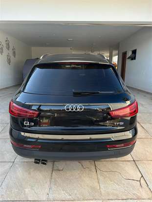 AUDI-Q3-2018