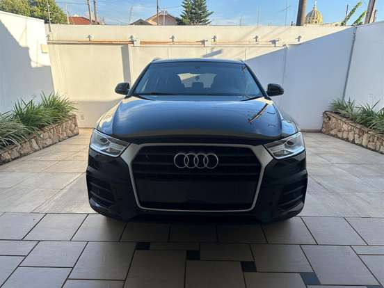 AUDI-Q3-2018