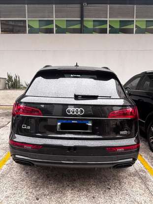 AUDI-Q5-2024