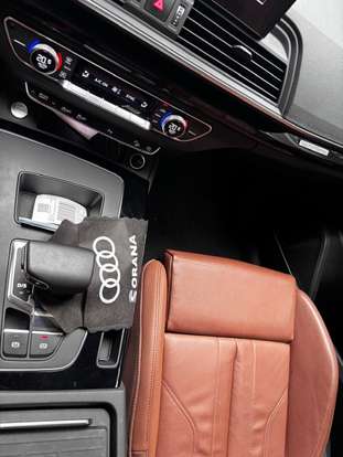 AUDI-Q5-2024