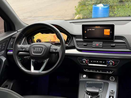 AUDI-Q5-2019