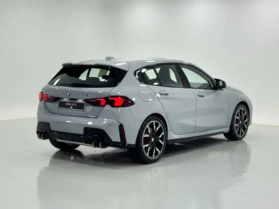 BMW-M 135i-2.0 16V TURBO GASOLINA XDRIVE STEPTRONIC BMW-M 135i-2026