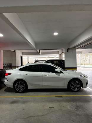 BMW-218i-2019