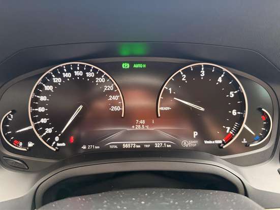 BMW-320i-2020