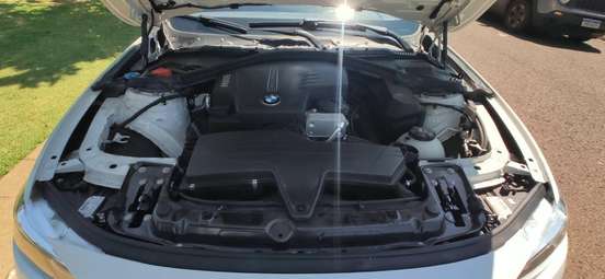 BMW-320i-2018