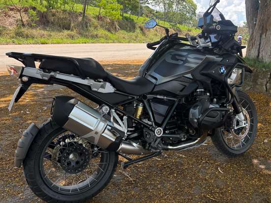 BMW-R 1250 GS TRIPLE BLACK BMW-R 1250 GS TRIPLE BLACK-2023