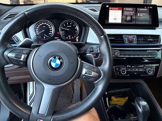 BMW-X1-2.0 16V TURBO ACTIVEFLEX SDRIVE20I M SPORT 25 ANOS 4P AUTOMÁTICO BMW-X1-2020