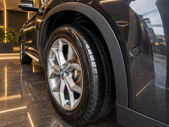 BMW-X3-2019