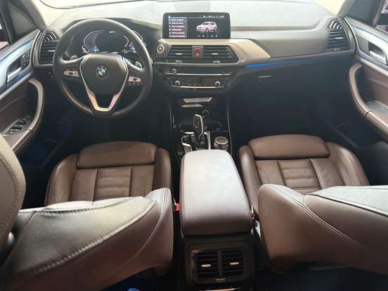 BMW-X3-2021