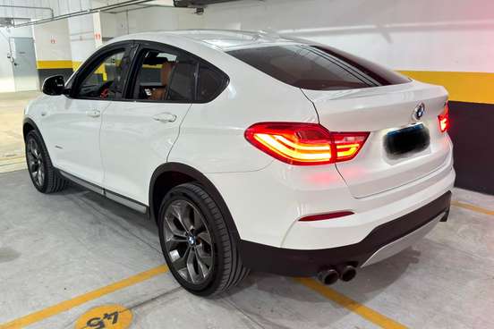 BMW-X4-2015